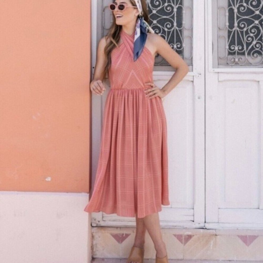 Gal Meets Glam Mia Twist Crossneck Halter Dress